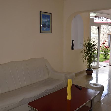 Vila Julia Costinesti Buitenkant foto