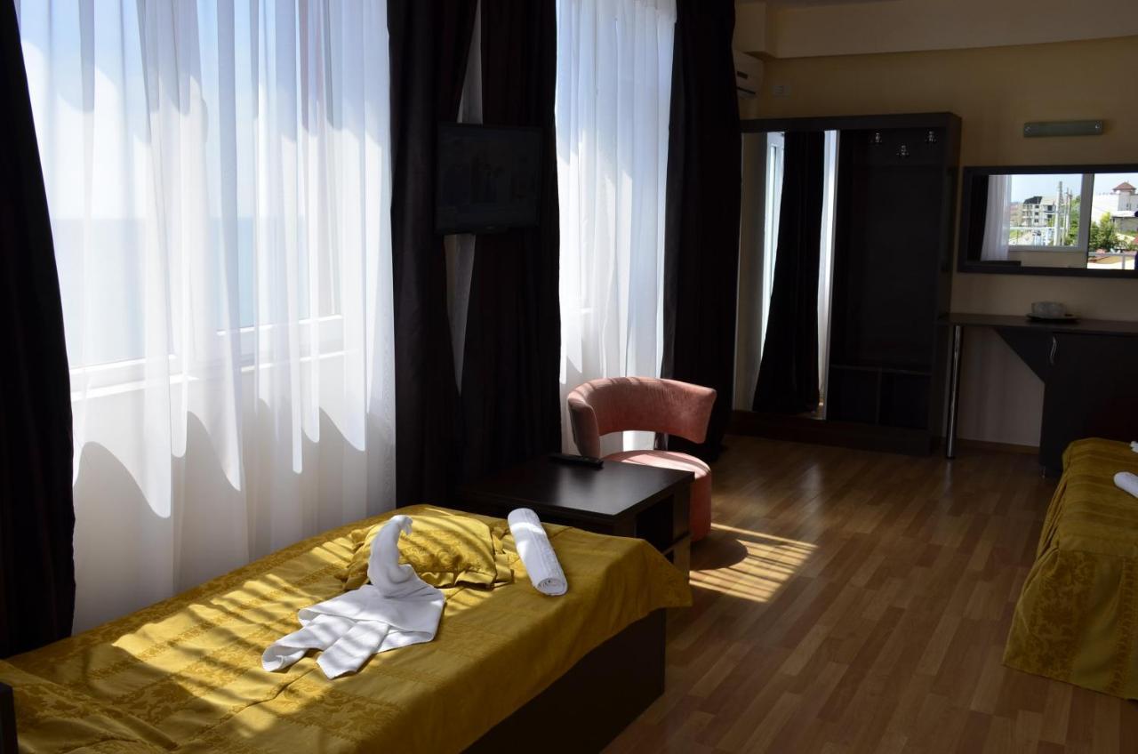 Vila Julia Costinesti Buitenkant foto