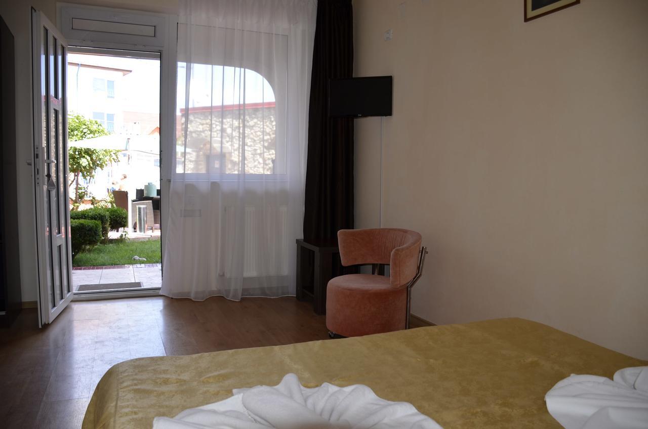 Vila Julia Costinesti Buitenkant foto